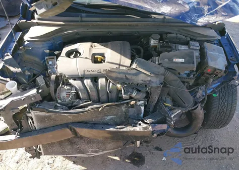 2019 Hyundai Elantra Limited z USA, uszkodzony, nr VIN 5NPD84LF9KH437440